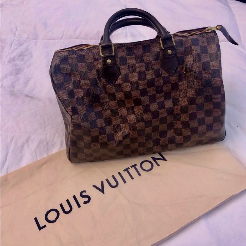 **SOLD Authentic Speedy 35 LV SOLD